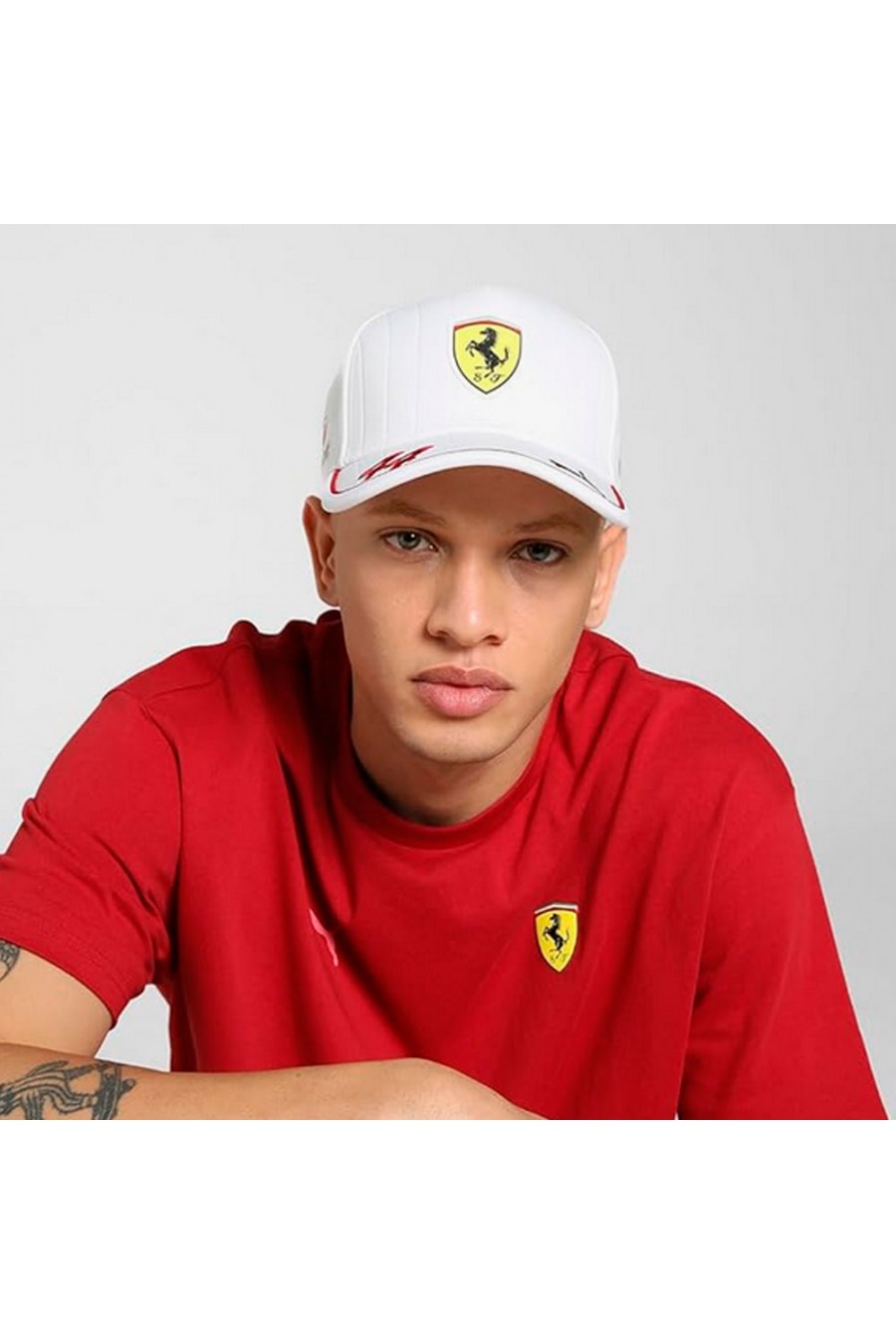 Gorra Lewis Hamilton Ferrari F1 2025 Blanca